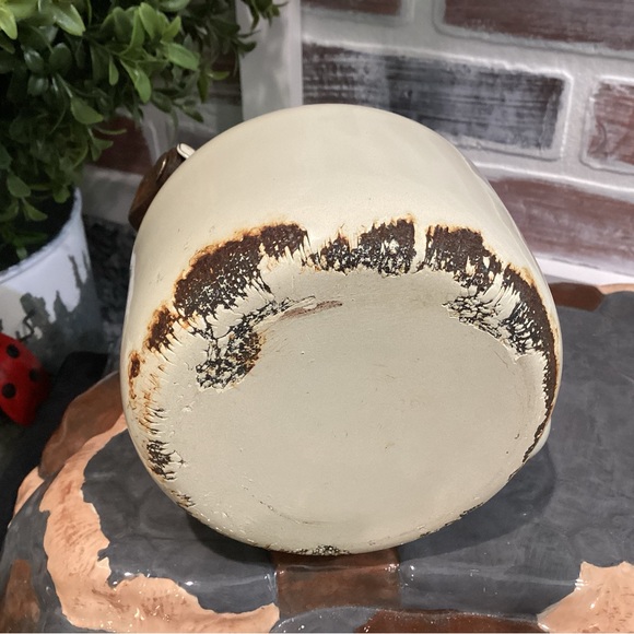 🟤 Vintage - Cream colored, enamel coated, Tea Kettle w/ Wooden Handle - Decor - Picture 8 of 16